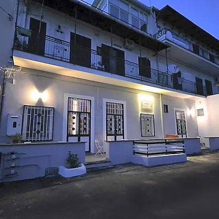 Donna Marisa Bed and Breakfast 3*