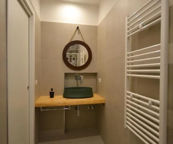 Donna Marisa Помпеи